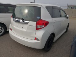 SUBARU TREZIA 1.3i Sports Limited 2012