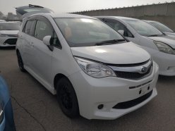 SUBARU TREZIA 1.3i Sports Limited 2012