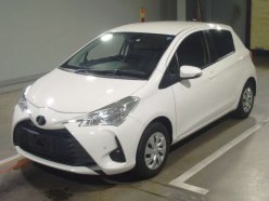 TOYOTA VITZ F 2019