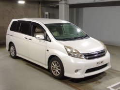 TOYOTA ISIS Platana Limited 2009