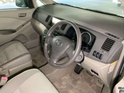 TOYOTA ISIS Platana Limited 2009