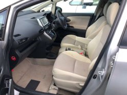 TOYOTA WISH 1.8G 2013
