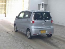 NISSAN DAYZ HIGHWAY STAR X 2013