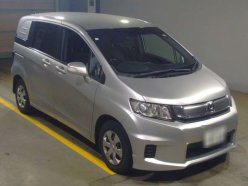 HONDA FREED SPIKE G Just Selection 2014