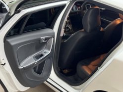 VOLVO V60 T3 SE 2016