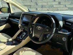 TOYOTA VELLFIRE Hybrid 2.5 X 4WD 2015