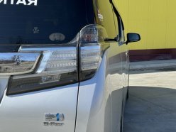 TOYOTA VELLFIRE Hybrid 2.5 X 4WD 2015
