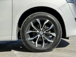 TOYOTA VELLFIRE Hybrid 2.5 X 4WD 2015