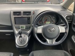TOYOTA RACTIS G 2011