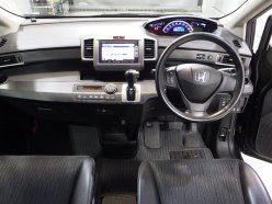 HONDA FREED G Aero Cool Edition 4WD 2013
