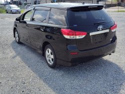 TOYOTA WISH 18X 2010