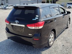 TOYOTA WISH 18X 2010