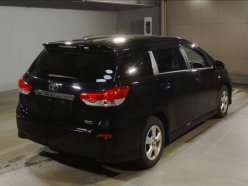 TOYOTA WISH 18X 2010