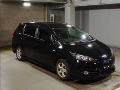 TOYOTA WISH 18X 2010