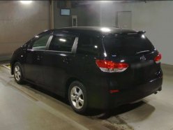 TOYOTA WISH 18X 2010