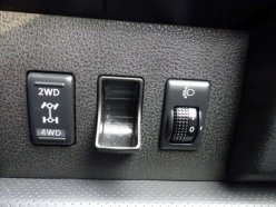 NISSAN WINGROAD 15S FOUR 4WD 2013