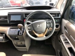 HONDA STEPWGN G EX 2015