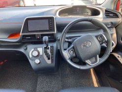 TOYOTA SIENTA G 2015