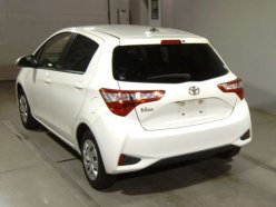 TOYOTA VITZ F 2019