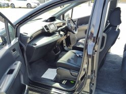 HONDA FREED SPIKE 4WD G Aero 2010