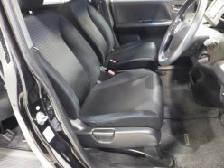 HONDA FREED SPIKE 4WD G Aero 2010