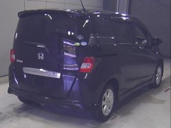 HONDA FREED SPIKE 4WD G Aero 2010