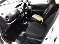 TOYOTA VITZ F 2019
