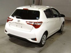 TOYOTA VITZ F 2019