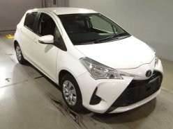 TOYOTA VITZ F 2019