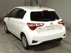 TOYOTA VITZ F 2019