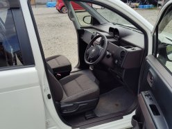 TOYOTA SPADE Х 2013
