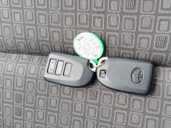 TOYOTA SPADE Х 2013