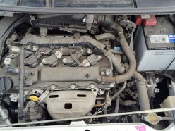 TOYOTA SPADE Х 2013
