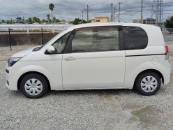 TOYOTA SPADE Х 2013