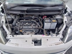 TOYOTA SPADE Х 2013