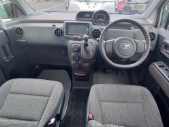 TOYOTA SPADE Х 2013