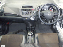HONDA FIT SHUTTLE 15X 2012