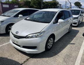 TOYOTA WISH 1.8 X 2012