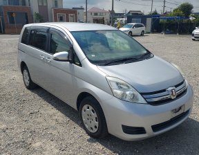 TOYOTA ISIS L 4WD 2014