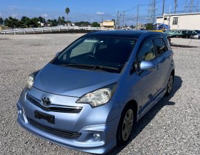 TOYOTA RACTIS G 2010