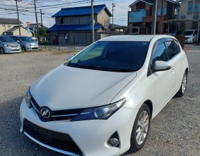 TOYOTA AURIS 150X S Package 2012