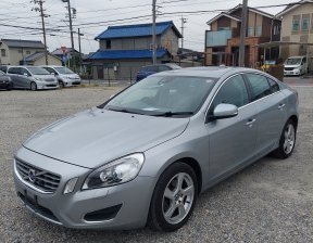 VOLVO S 60 (Комплектация с люком) 2011