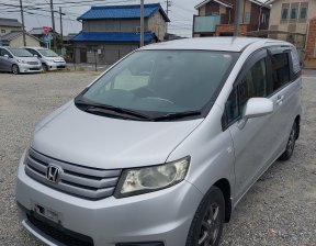 HONDA FREED SPIKE G Just Selection 2011
