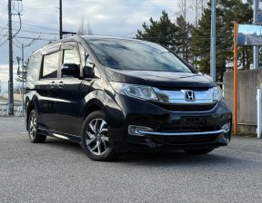 HONDA STEPWGN SPADA 2015