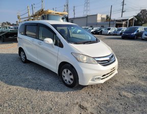 HONDA FREED 4WD G JUST ION 7 PERSON 2012
