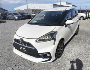 TOYOTA SIENTA G 2016