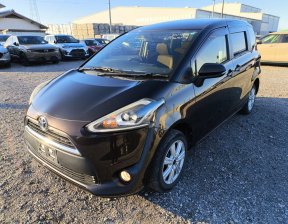 TOYOTA SIENTA G 4 WD 2017