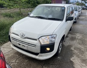 TOYOTA PROBOX DX COMFORT 4WD 2019