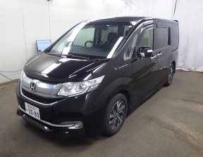 HONDA STEPWGN SPADA 7-SEATERS 2015