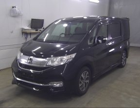HONDA STEPWGN SPADA 7-SEATERS 2015